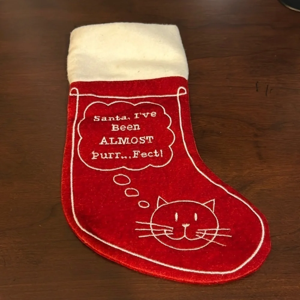 Kitty cat Christmas stocking by plush puppies polyester fiber plush perfect cat